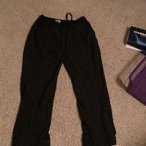 Black infinity scrub pants petite small